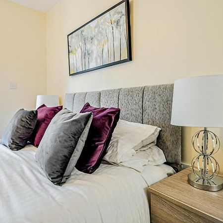 Kings Quarter - Four Bed Apartment - #0202 Maidenhead Esterno foto