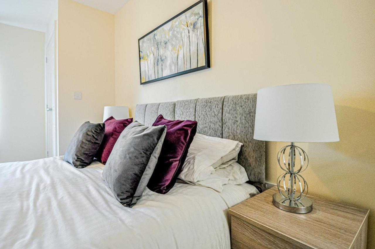 Kings Quarter - Four Bed Apartment - #0202 Maidenhead Esterno foto