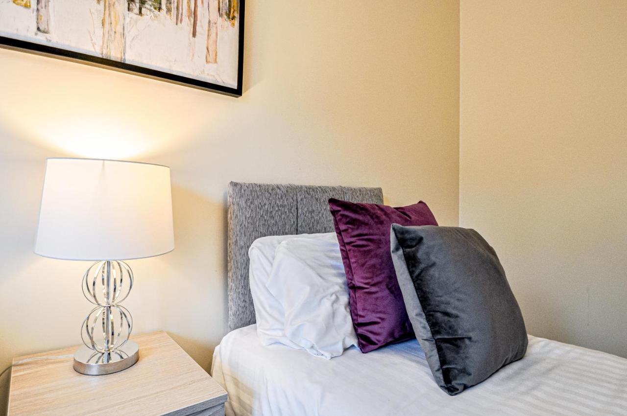 Kings Quarter - Four Bed Apartment - #0202 Maidenhead Esterno foto